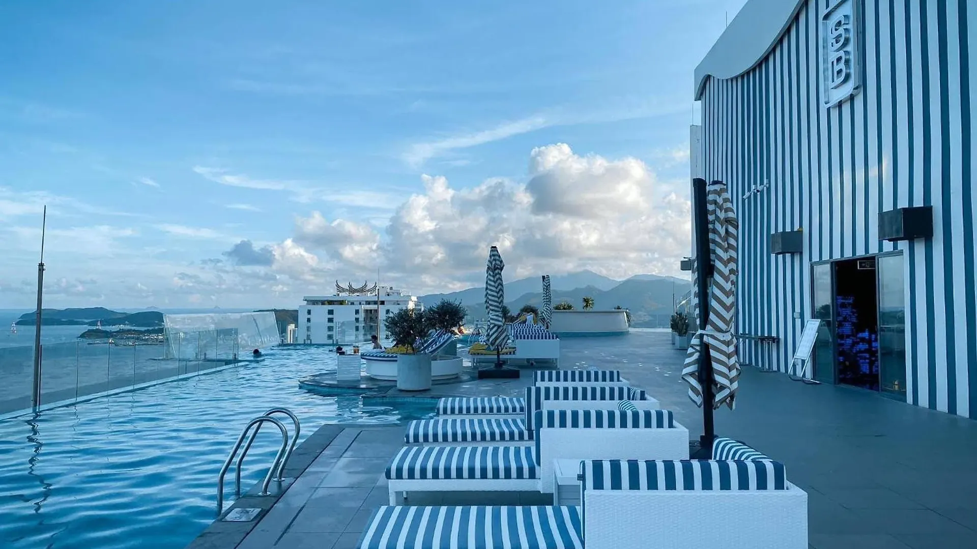 Aparthotel Panorama Beach Pearl Nha Trang Residences